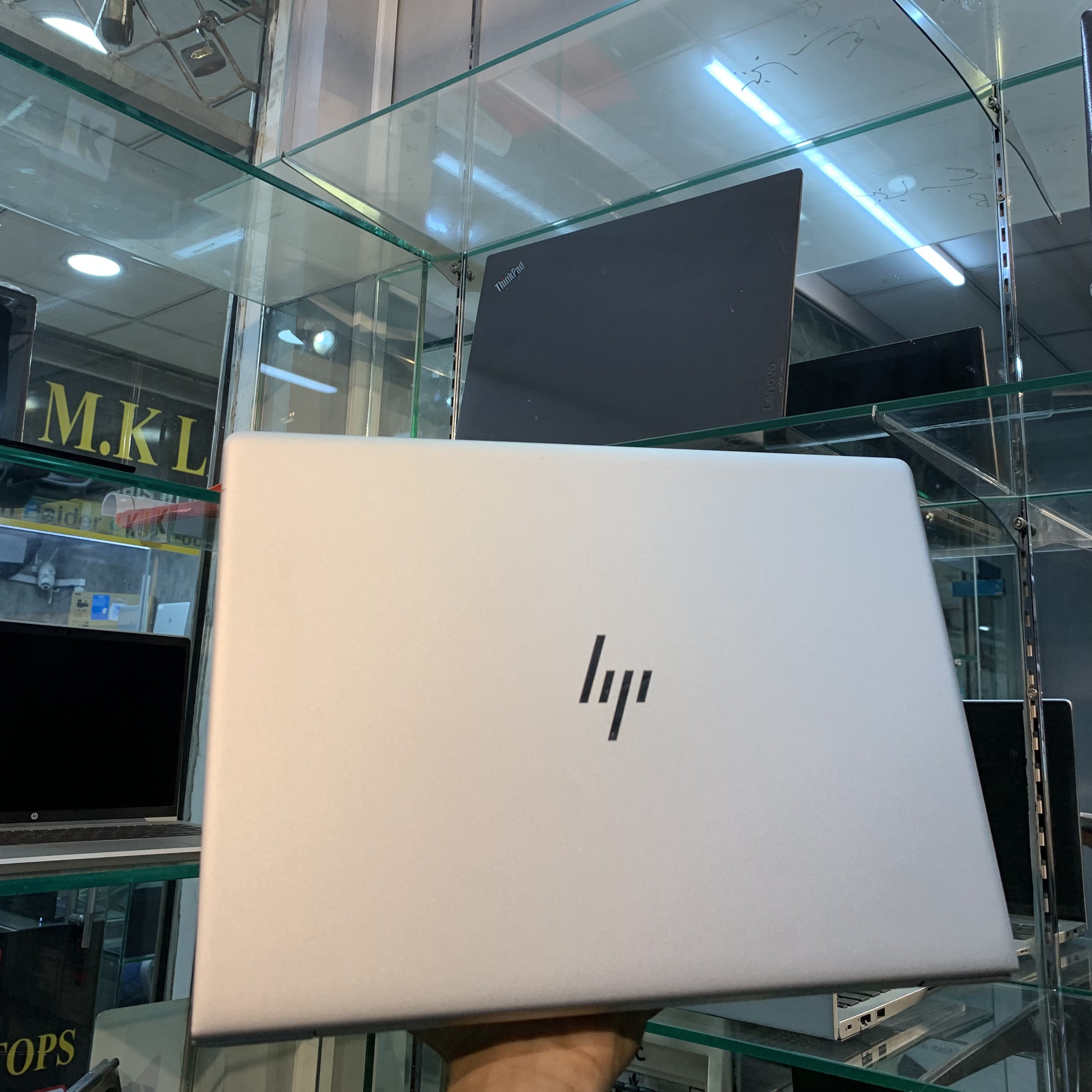 HP EliteBook 840 G6 | Intel Core i7-8650U 8th Generation | 08GB DDR4 | 256GB NVMe SSD | 14" FHD IPS | Thunderbolt 4 | Wi-Fi 6