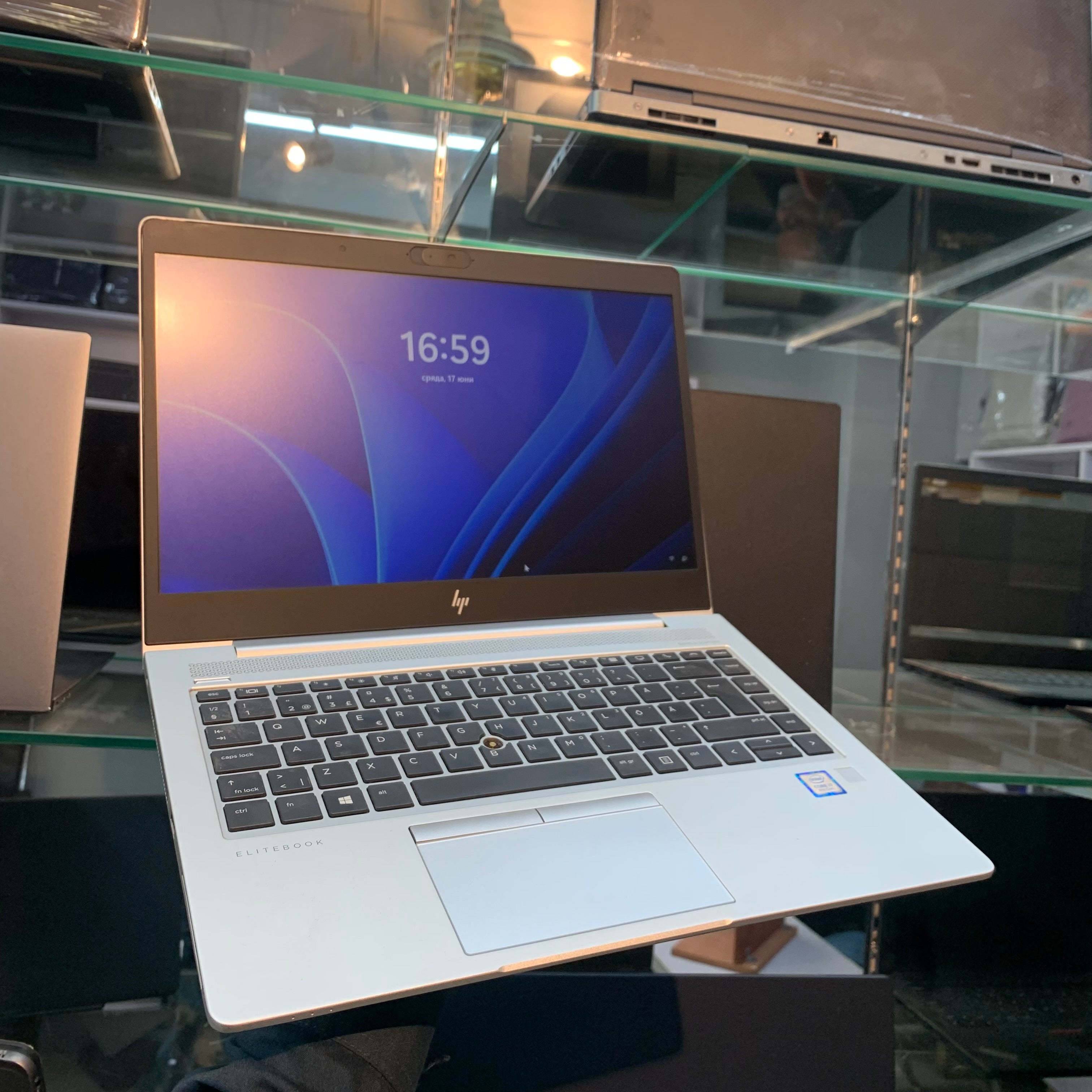 HP EliteBook 840 G6 | Intel Core i7-8650U 8th Generation | 08GB DDR4 | 256GB NVMe SSD | 14" FHD IPS | Thunderbolt 4 | Wi-Fi 6