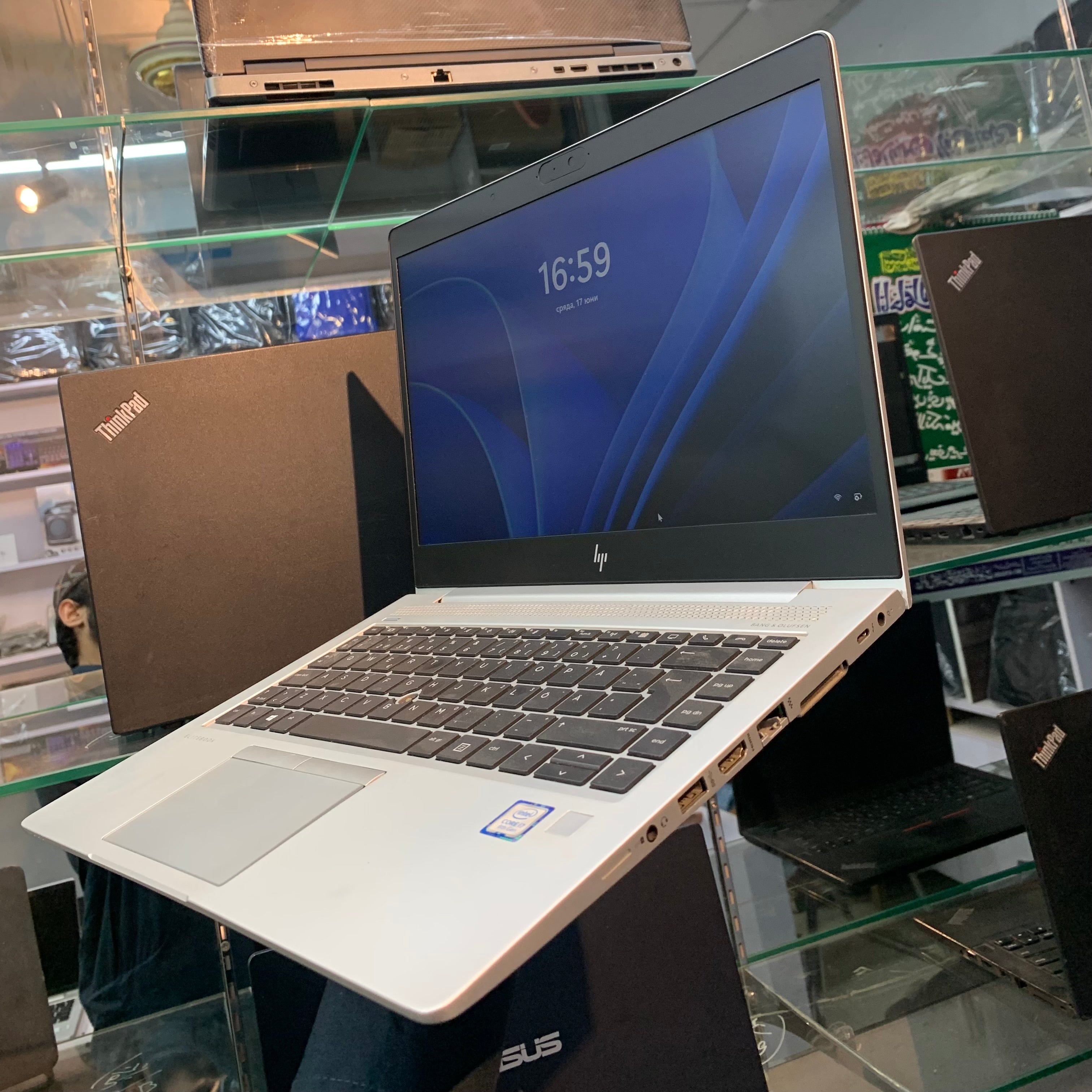 HP EliteBook 840 G6 | Intel Core i7-8650U 8th Generation | 08GB DDR4 | 256GB NVMe SSD | 14" FHD IPS | Thunderbolt 4 | Wi-Fi 6