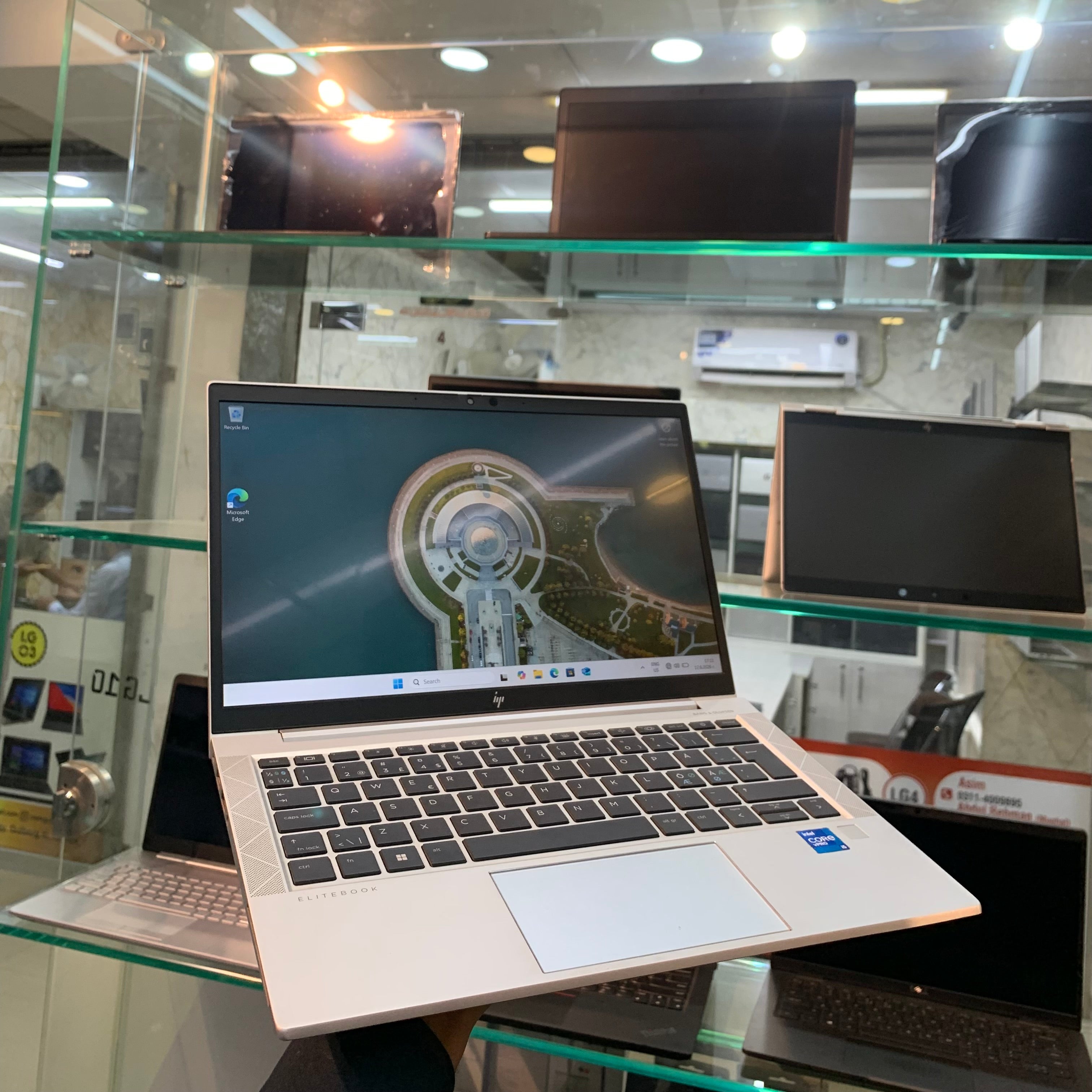 HP EliteBook 830 G8 | Intel Core i5-1135G7 11th Generation | 08GB DDR4 | 256GB NVMe SSD | 13" FHD IPS | Thunderbolt 4 | Wi-Fi 6