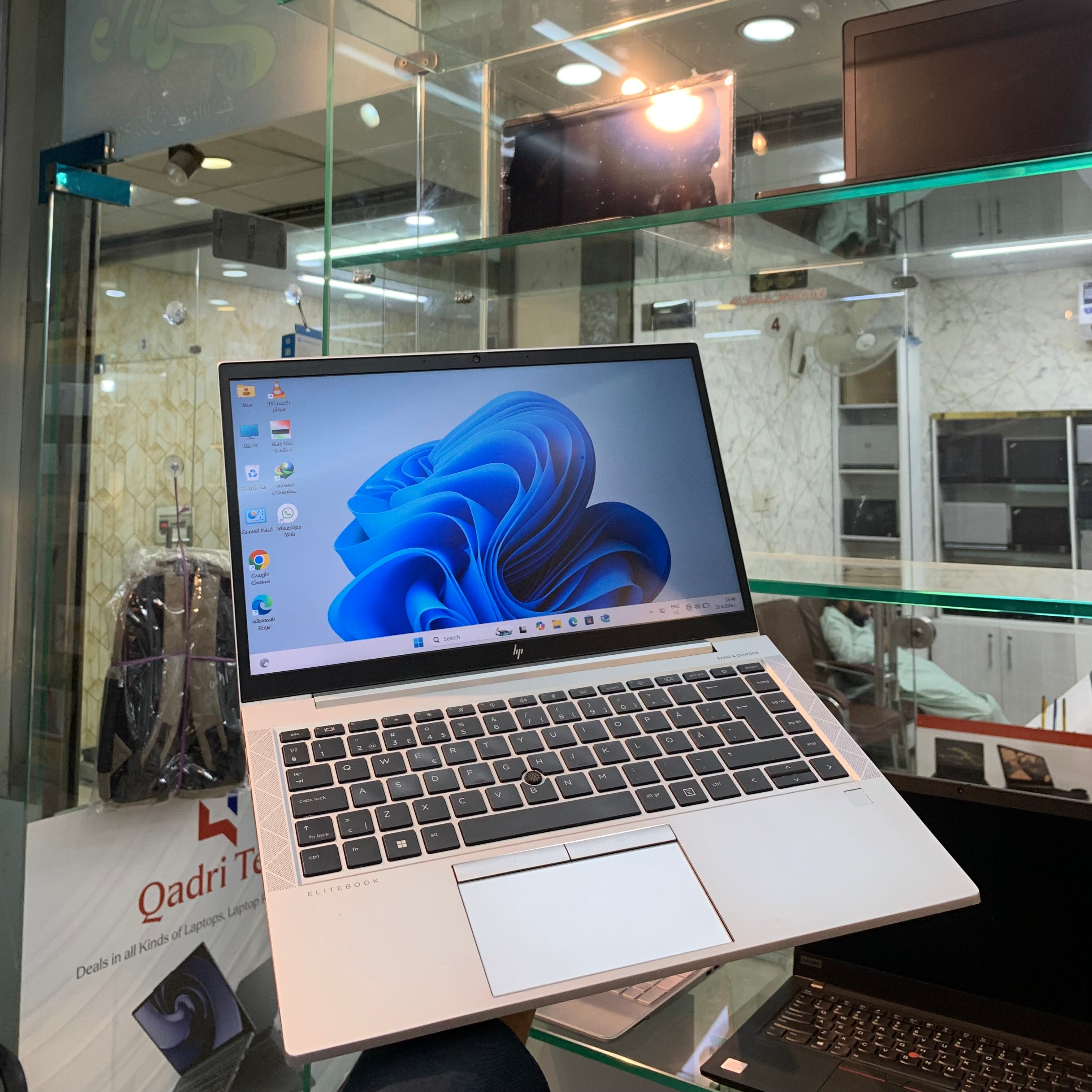HP EliteBook 840 G7 | Intel Core i5-10210U 10th Generation | 08GB DDR4 | 256GB NVMe SSD | 14" FHD IPS | Thunderbolt 4 | Wi-Fi 6