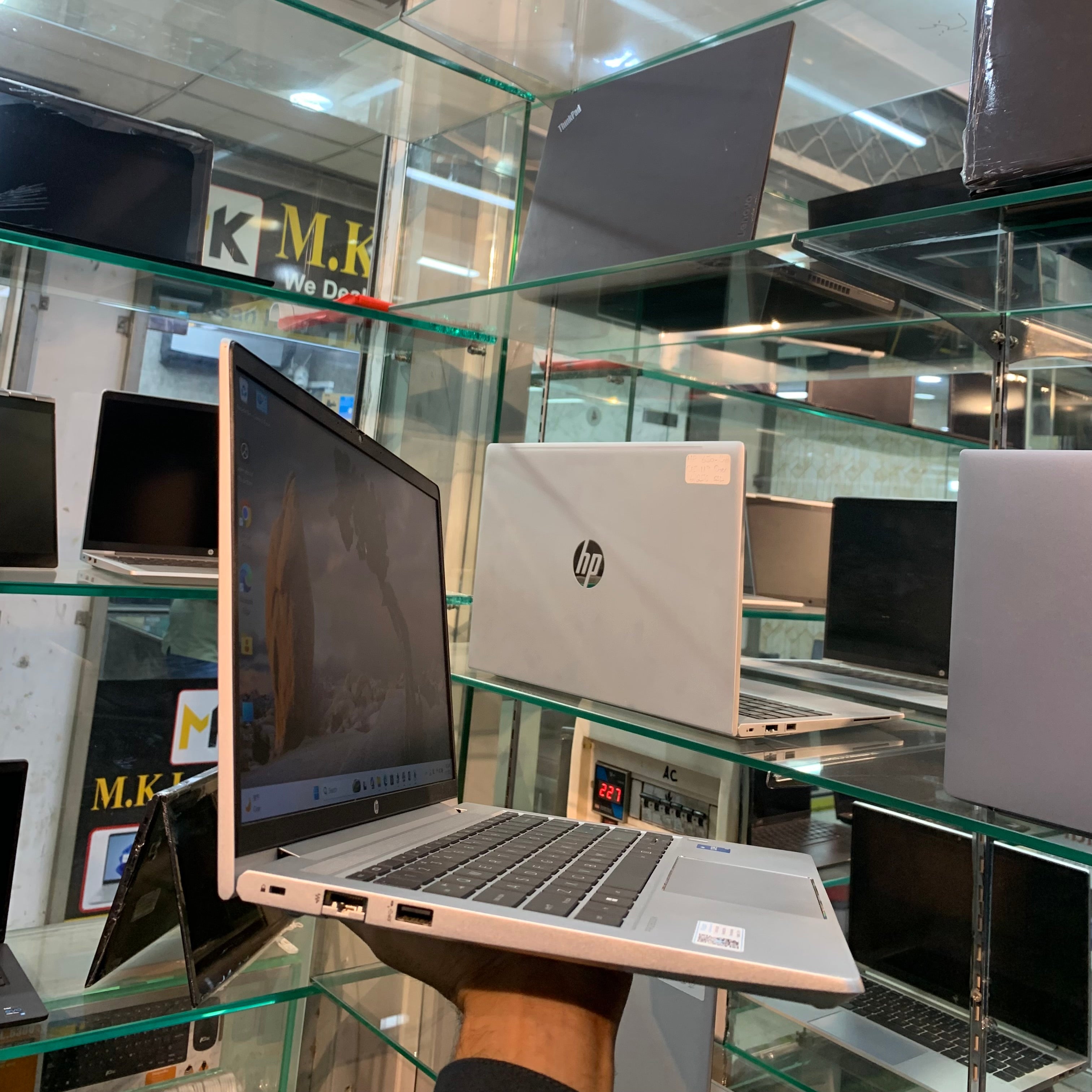 HP ProBook 640 G8 | Intel Core i5-1135G7 11th Generation | 08GB DDR4 | 256GB NVMe SSD | 14" FHD IPS | Thunderbolt 4 | Wi-Fi 6
