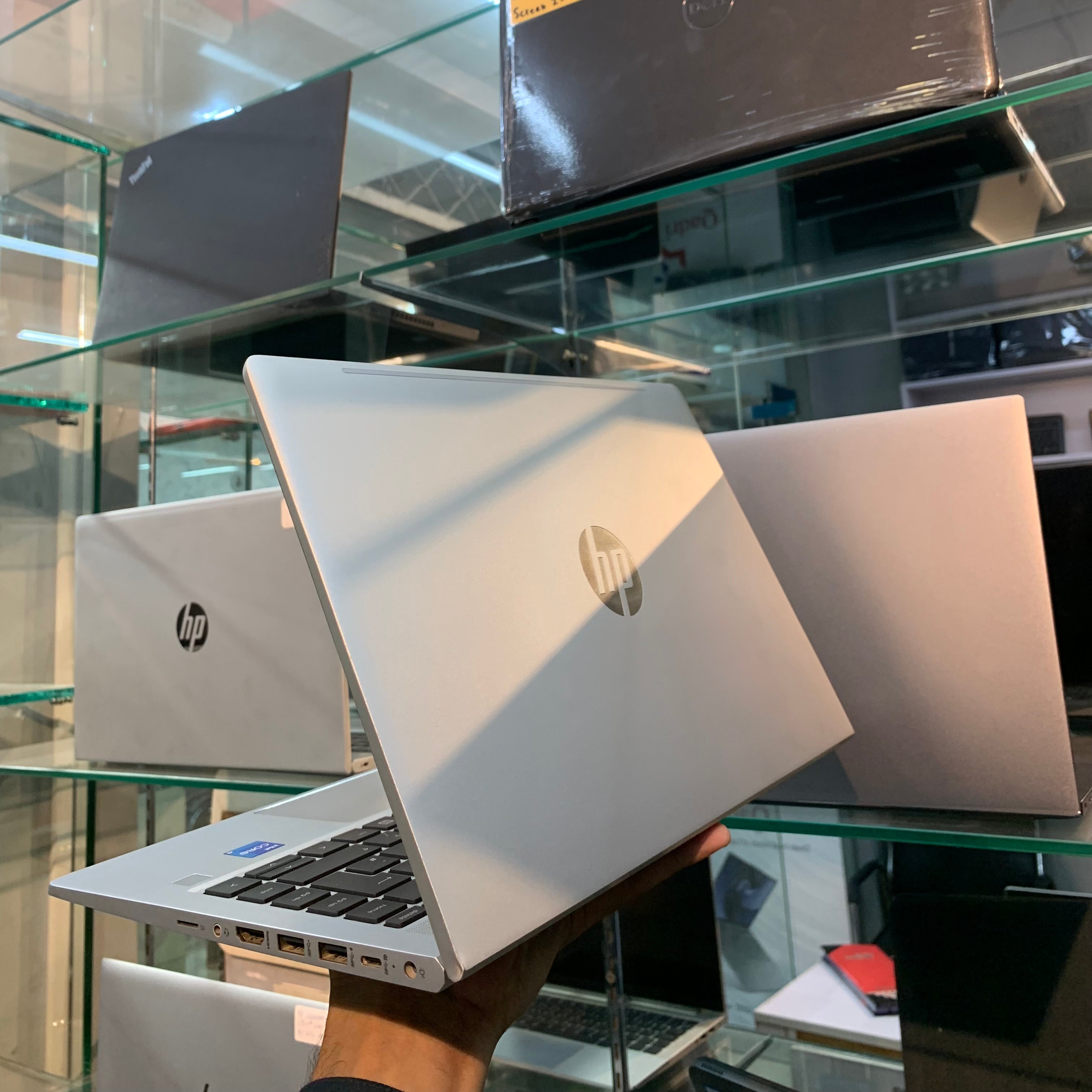 HP ProBook 440 G5 | Intel Core i5-8350U 8th Generation | 08GB DDR4 | 256GB NVMe SSD | 14" FHD IPS | Thunderbolt 4 | Wi-Fi 6