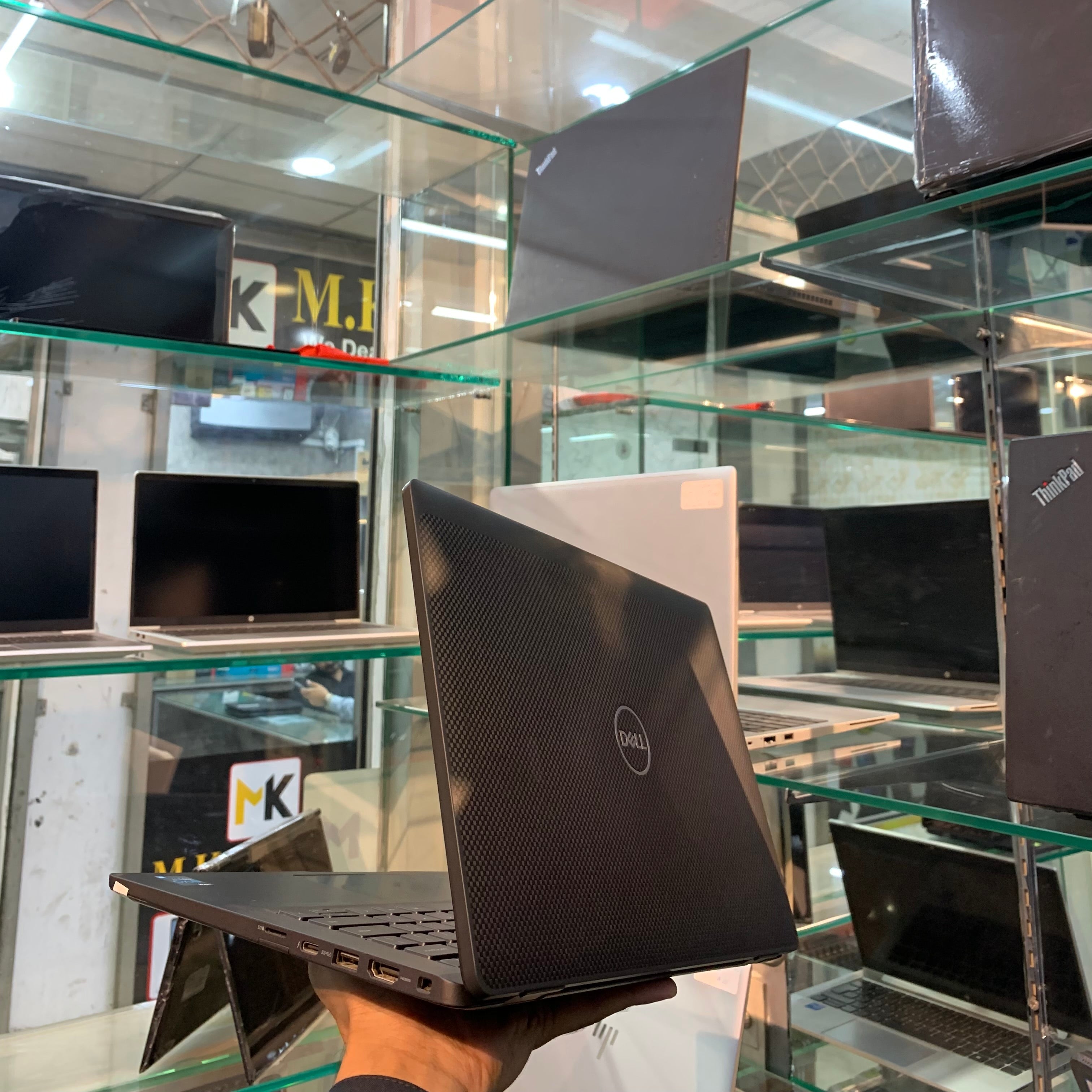 Dell Latitude 7420 | Intel Core i7-1185G7 11th Generation 3.0GHz Quad-Core | 32GB DDR4 | 512GBGB NVMe SSD | 14" FHD IPS Anti-Glare | Thunderbolt 4 | Backlit Keyboard