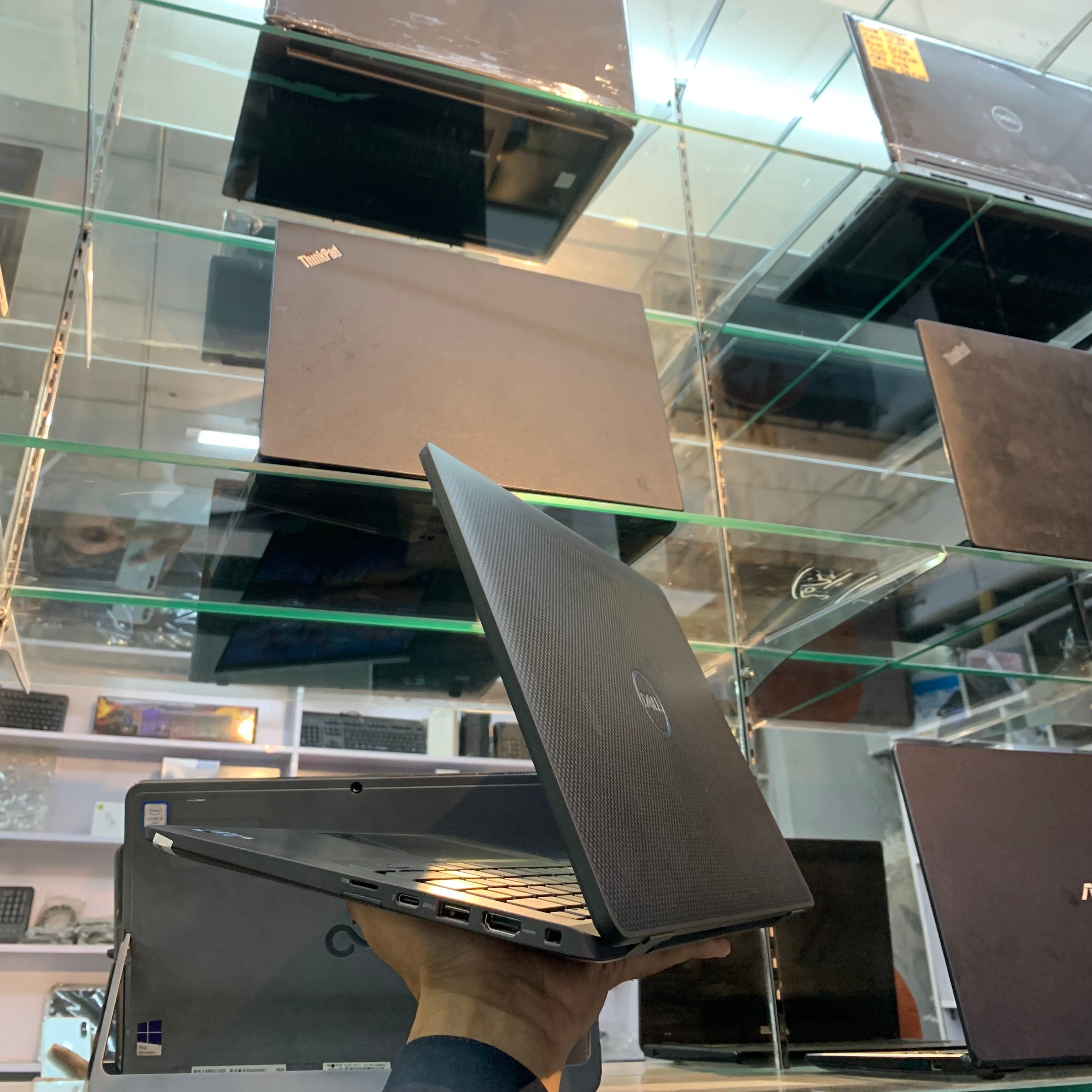 Dell Latitude 7420 | Intel Core i7-1185G7 11th Generation 3.0GHz Quad-Core | 32GB DDR4 | 512GBGB NVMe SSD | 14" FHD IPS Anti-Glare | Thunderbolt 4 | Backlit Keyboard