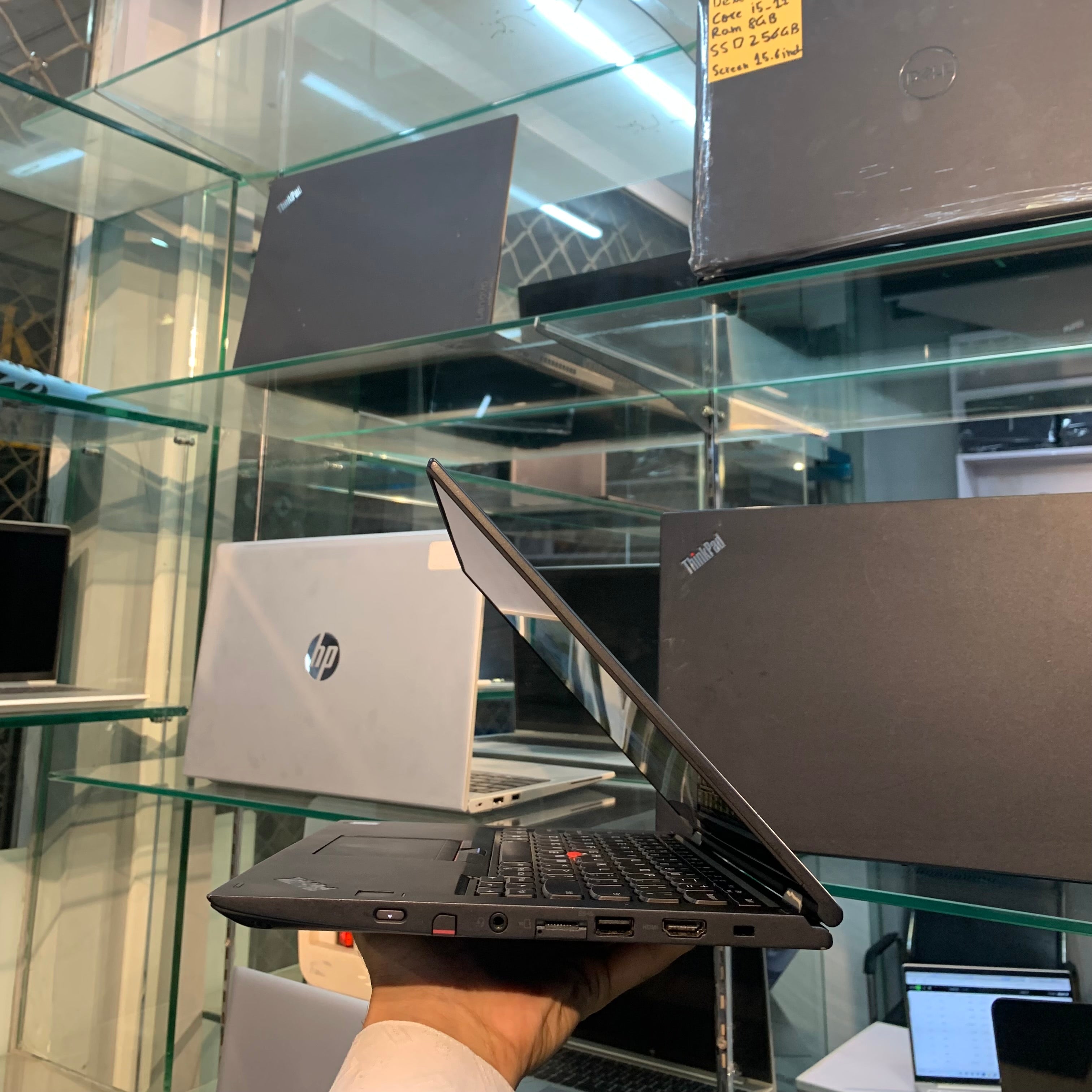 Lenovo ThinkPad YOGA X390 | Core i5 8th Gen | 8GB RAM | 256GB NVMe SSD | 13" FHD FPS |2IN 1 TOUCH 360