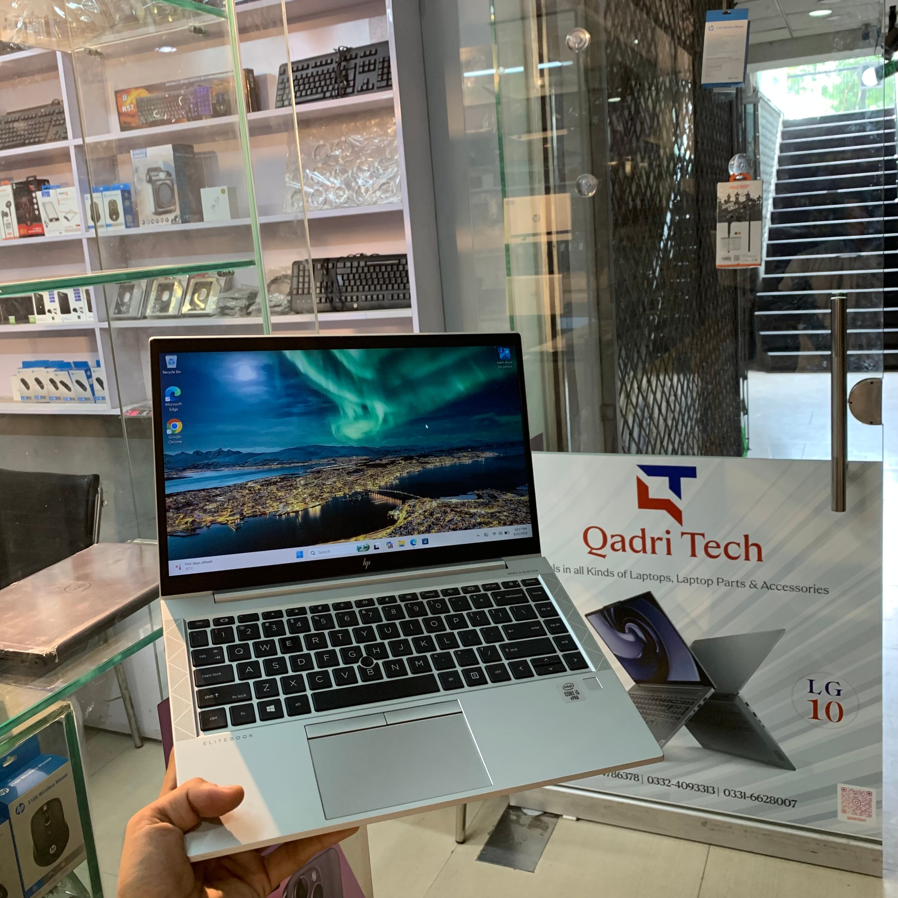 HP EliteBook 840 G8 | Intel Core i5-1135G7 11th Generation | 08GB DDR4 | 256GB NVMe SSD | 14" FHD IPS | Thunderbolt 4 | Wi-Fi 6