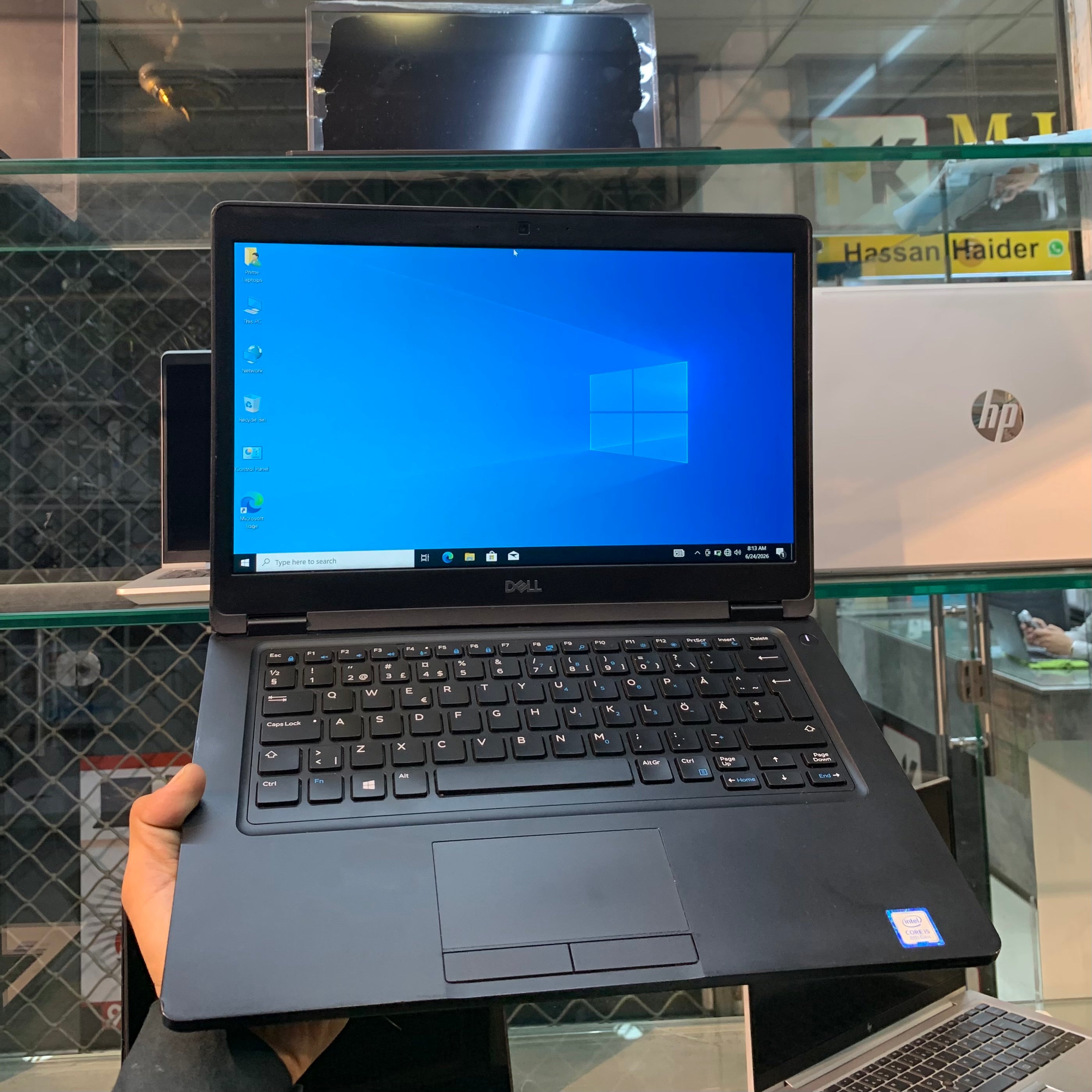 Dell Latitude 5490 | Intel Core i7-8650U 8th Generation 1.9GHz Quad-Core | 08GB DDR4 | 256GB NVMe SSD | 14" FHD IPS Anti-Glare | Thunderbolt 4 | Backlit Keyboard