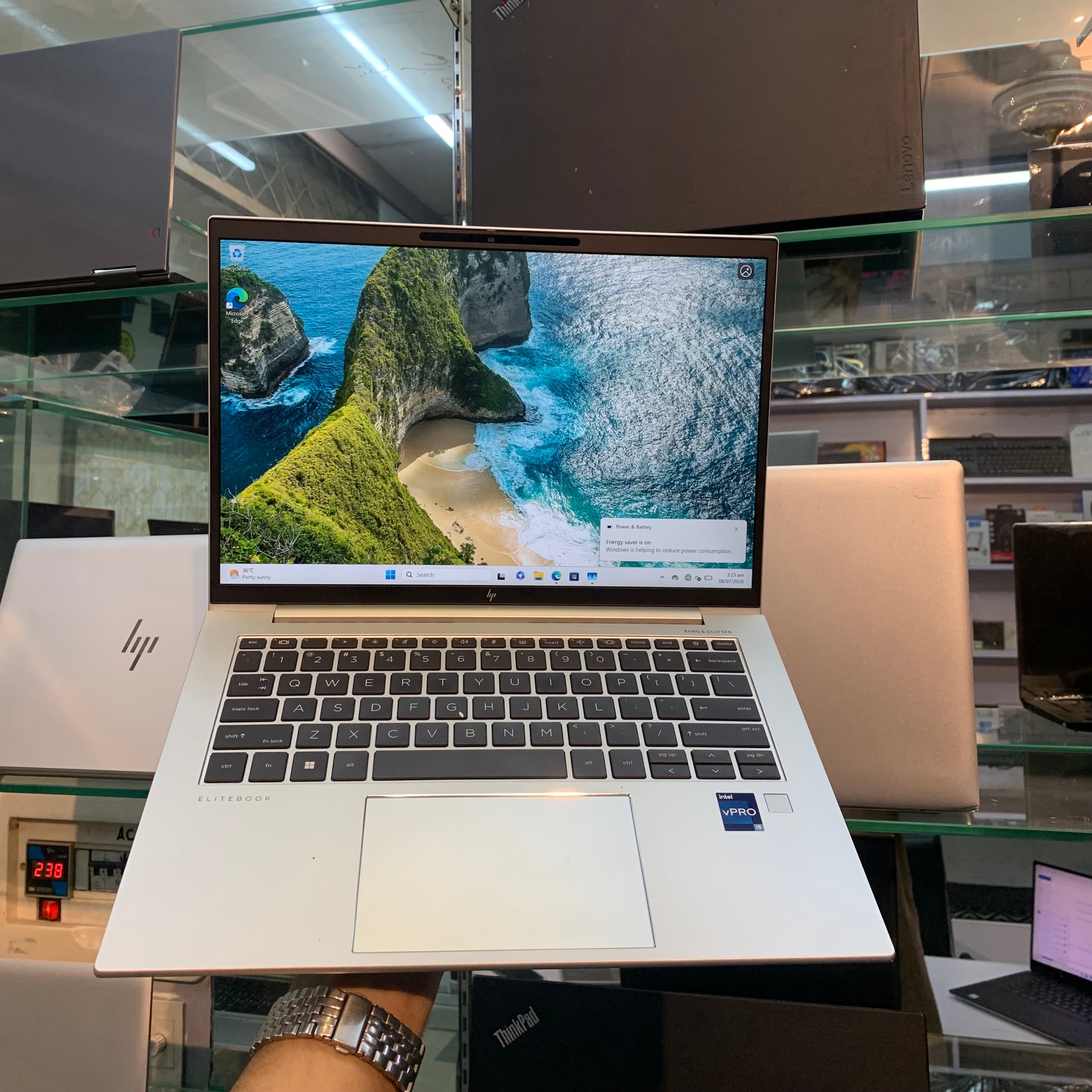 HP EliteBook 840 G9 | Intel Core i7-1255U 12th Generation | 16GB DDR5 | 256GB NVMe SSD | 14" FHD IPS | Thunderbolt 4 | Wi-Fi 6