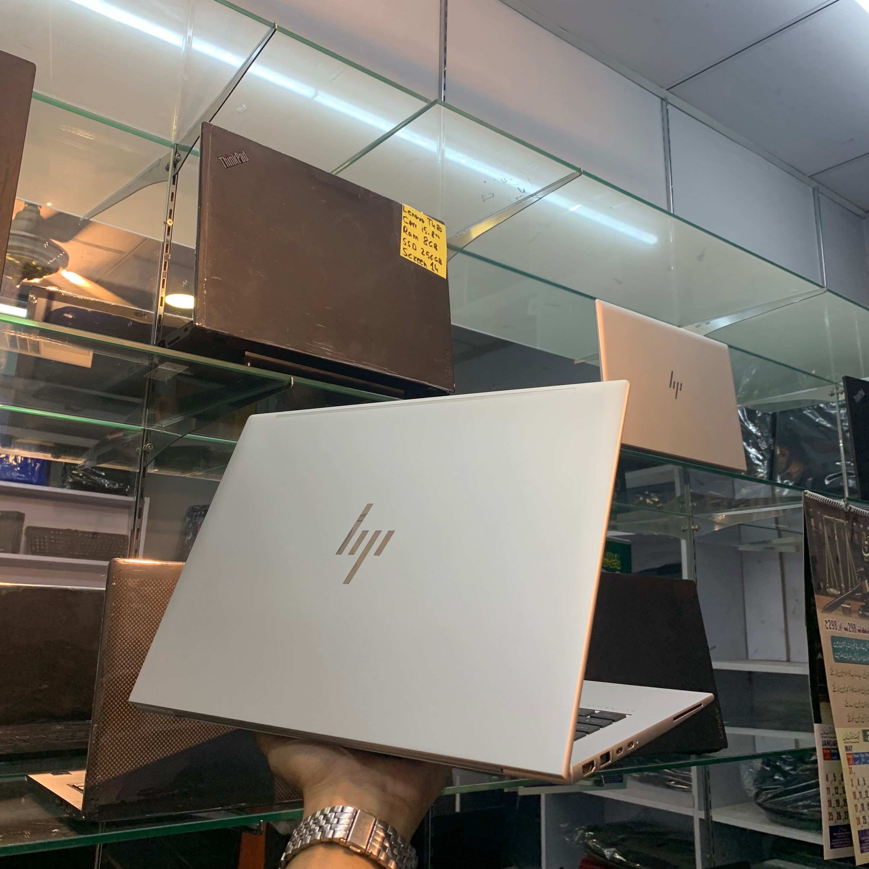 HP EliteBook 840 G9 | Intel Core i5-1240P 12th Generation | 16GB DDR5 | 256GB NVMe SSD | 14" FHD IPS | Thunderbolt 4 | Wi-Fi 6